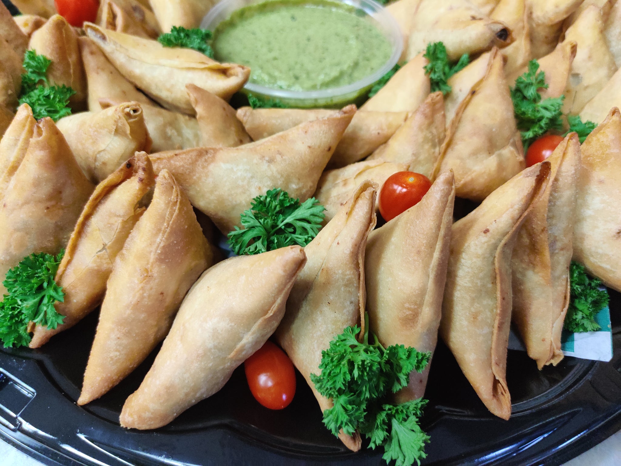 Frozen Samosas (Dozen) – Tree of Africa Foods Inc.